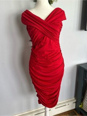 Elegant Red Ruched Midi Dress